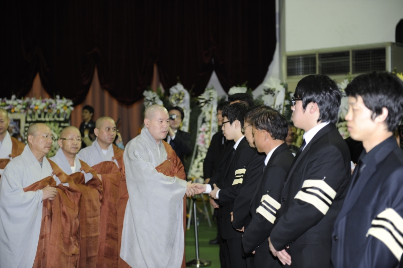 2010.04.27_천안함 사고 희생자 합동분향소 (1)